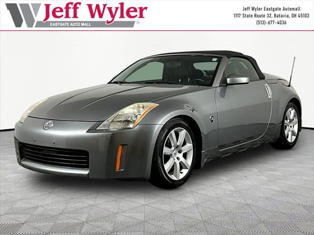 2004 Nissan 350Z Touring — photo 1 of 13