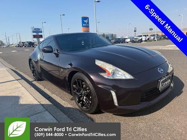 2017 Nissan 370Z Base