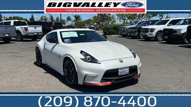 2017 Nissan 370Z NISMO Tech — photo 1 of 2