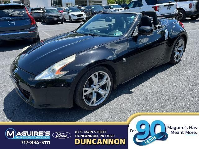 2012 Nissan 370Z Roadster — photo 1 of 12