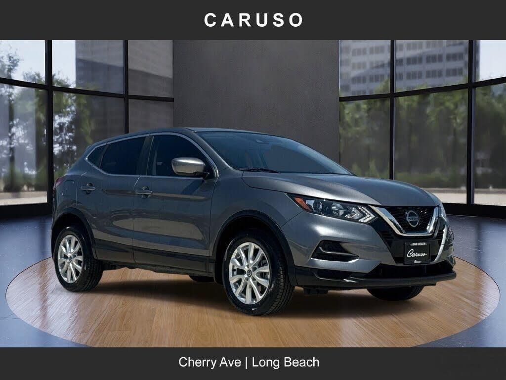2021 Nissan Rogue Sport S — photo 1 of 1