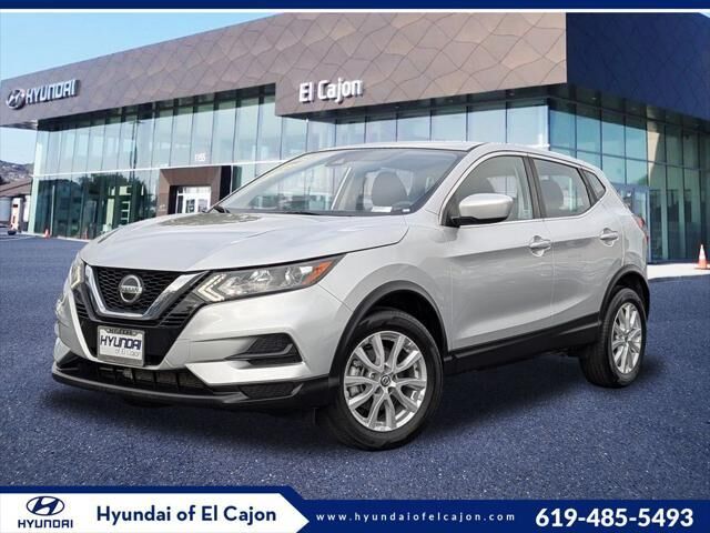 2022 Nissan Rogue Sport S