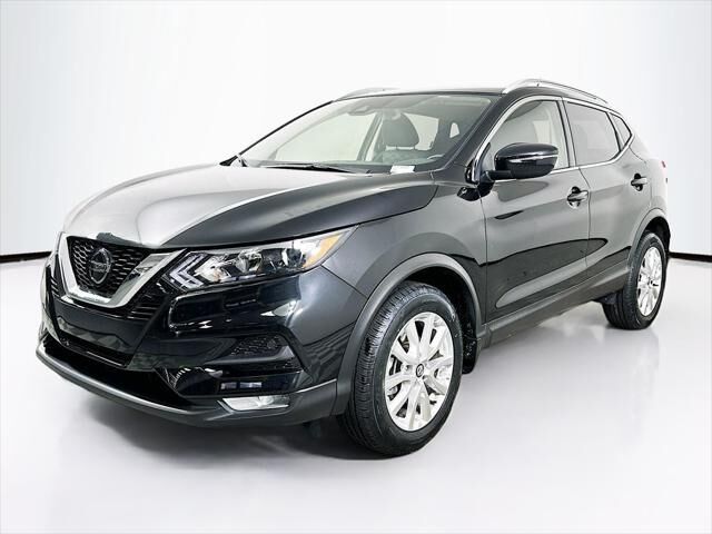2021 Nissan Rogue Sport SV — photo 1 of 13