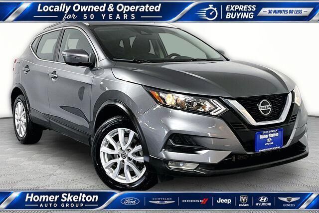 2022 Nissan Rogue Sport SV — photo 1 of 13