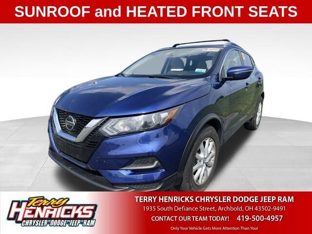 2021 Nissan Rogue Sport SV — photo 1 of 25