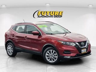 2022 Nissan Rogue Sport SV