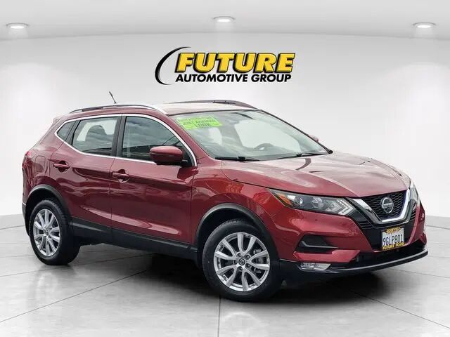 2022 Nissan Rogue Sport SV