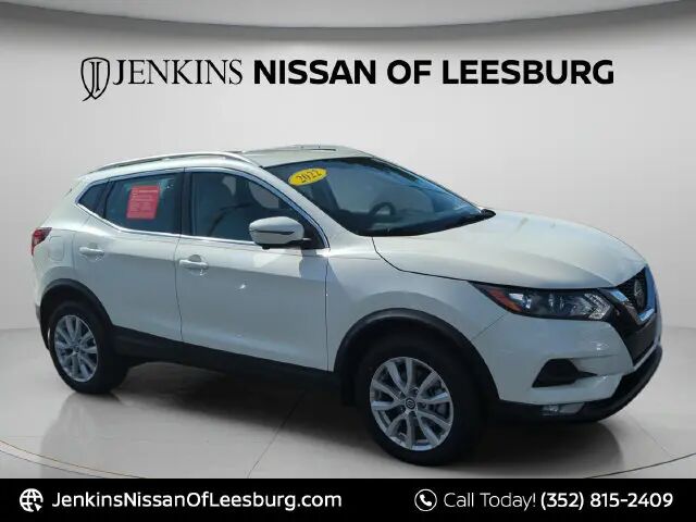 2022 Nissan Rogue Sport SV