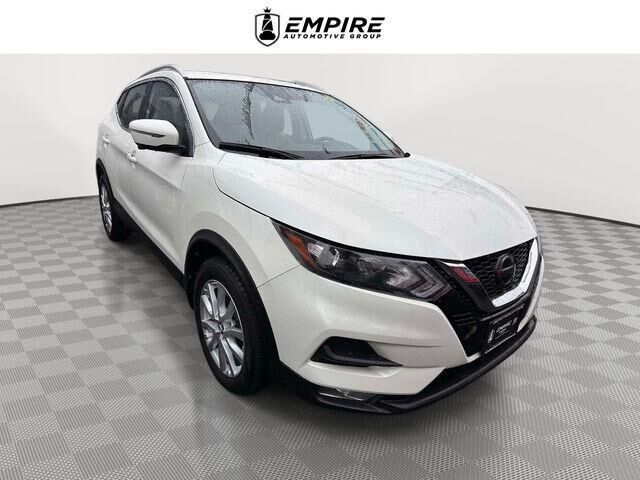 2022 Nissan Rogue Sport SV — photo 1 of 26