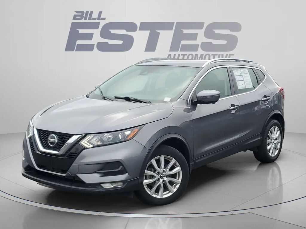 2022 Nissan Rogue Sport SV — photo 1 of 2