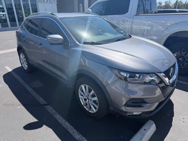 2022 Nissan Rogue Sport SV — photo 1 of 8
