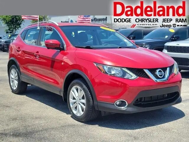 2018 Nissan Rogue Sport S — photo 1 of 22