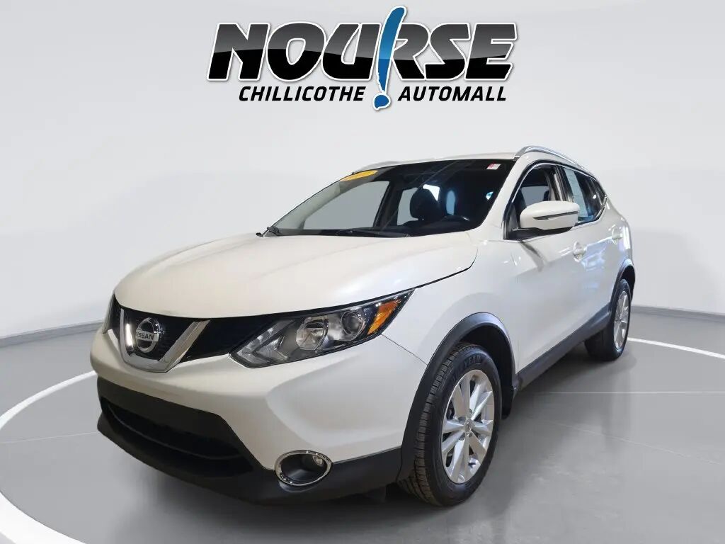 2017 Nissan Rogue Sport S — photo 1 of 13