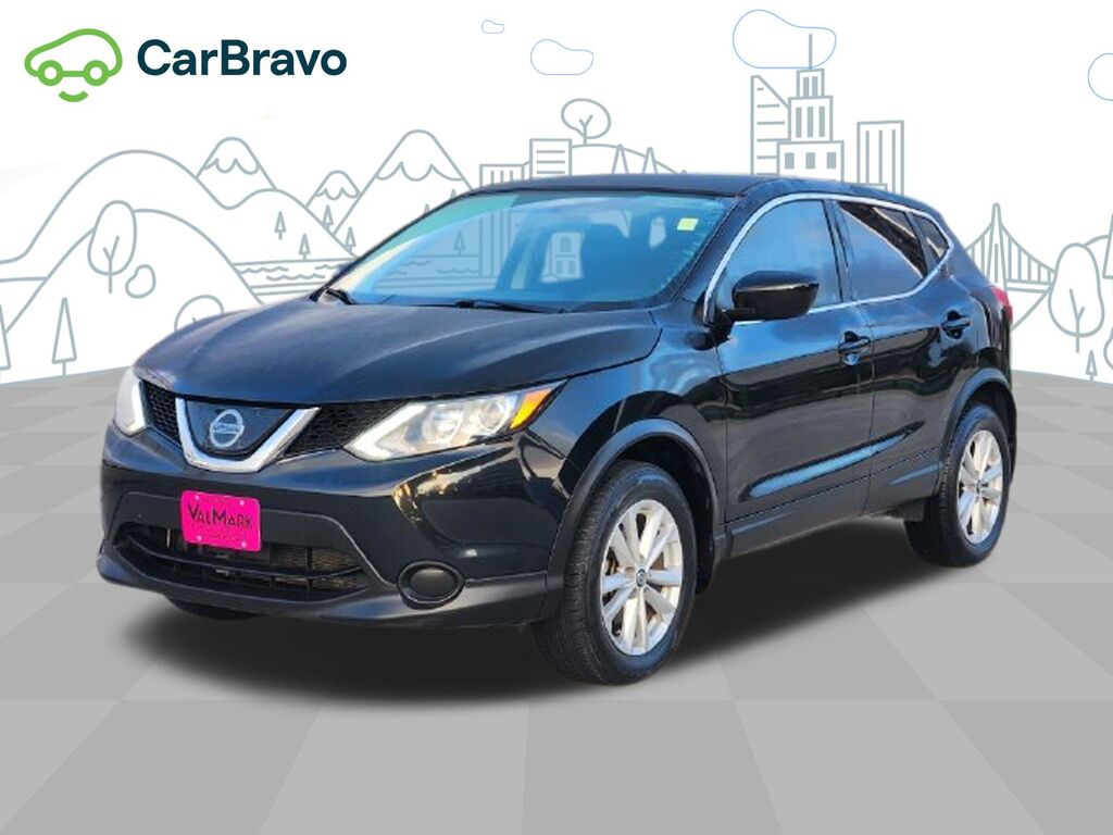 2019 Nissan Rogue Sport S — photo 1 of 7