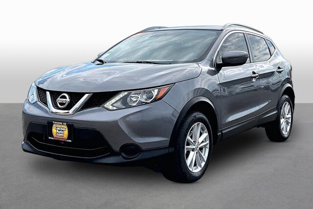 2017 Nissan Rogue Sport SV — photo 1 of 13