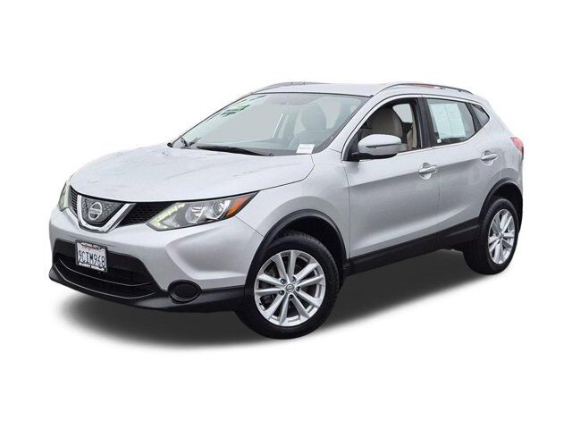 2018 Nissan Rogue Sport SV — photo 1 of 1