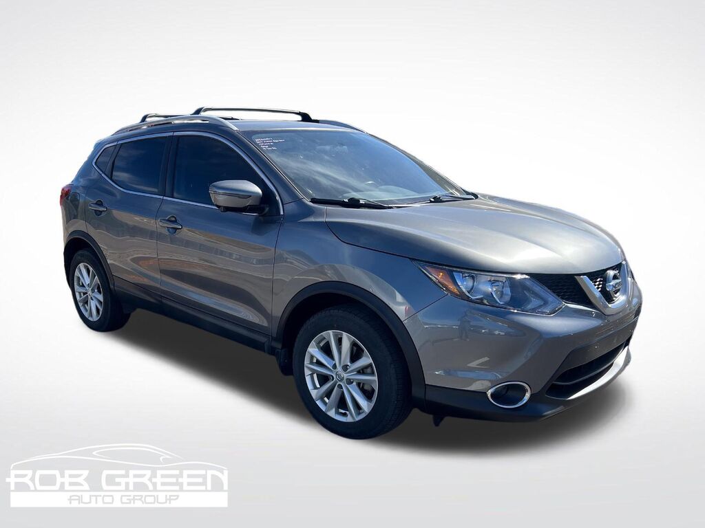 2017 Nissan Rogue Sport S — photo 1 of 2