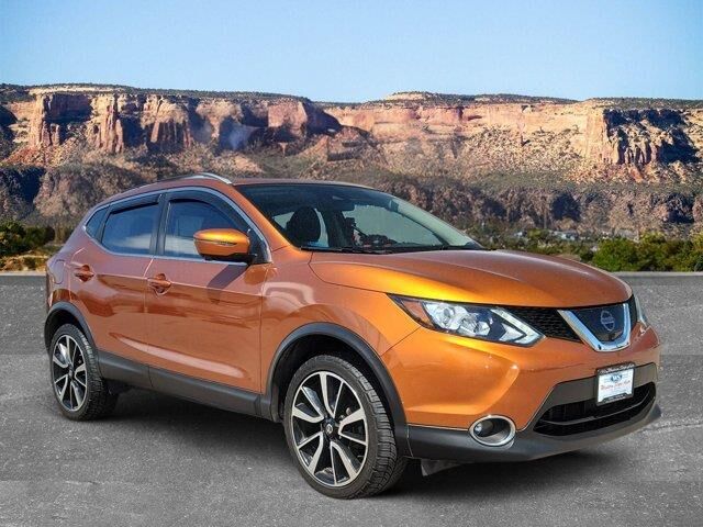 2017 Nissan Rogue Sport S — photo 1 of 2