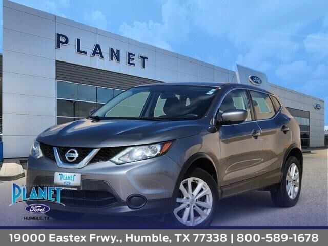 2017 Nissan Rogue Sport S