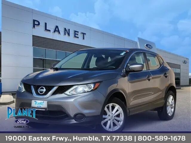 2017 Nissan Rogue Sport S