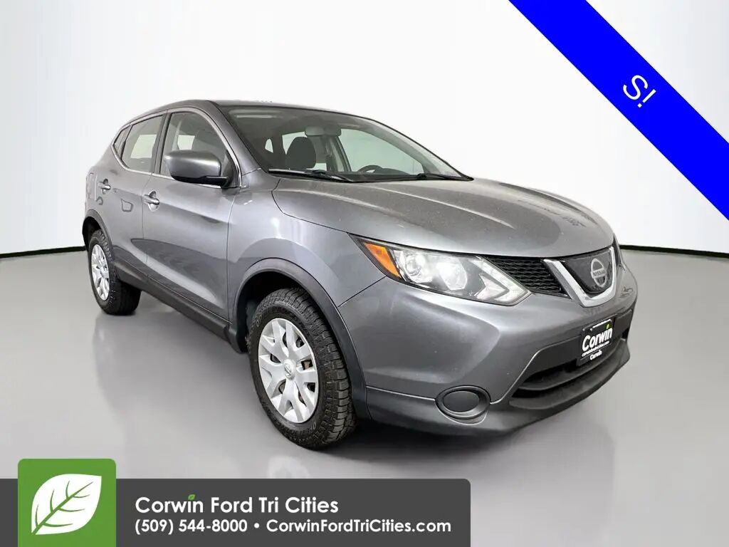 2019 Nissan Rogue Sport S — photo 1 of 30