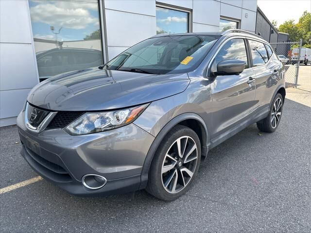 2017 Nissan Rogue Sport SL — photo 1 of 13