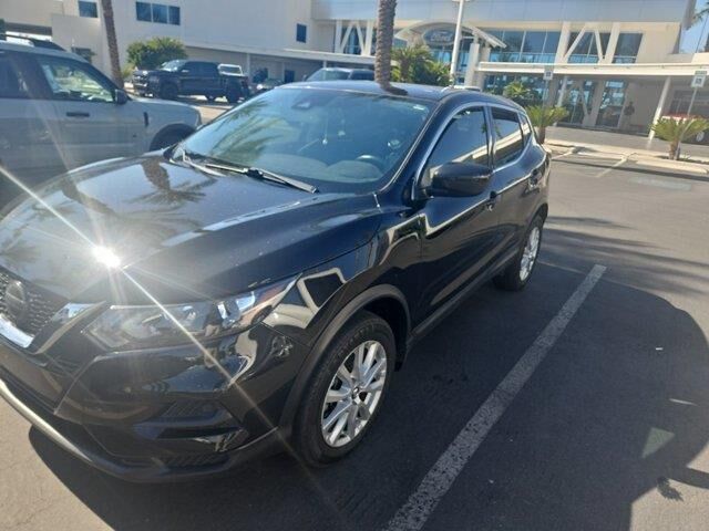 2020 Nissan Rogue Sport S