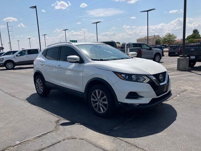2020 Nissan Rogue Sport S — photo 1 of 2