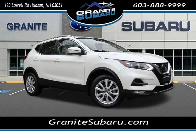 2020 Nissan Rogue Sport S — photo 1 of 13