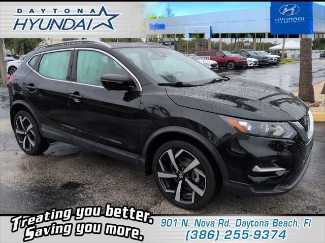 2022 Nissan Rogue Sport SL