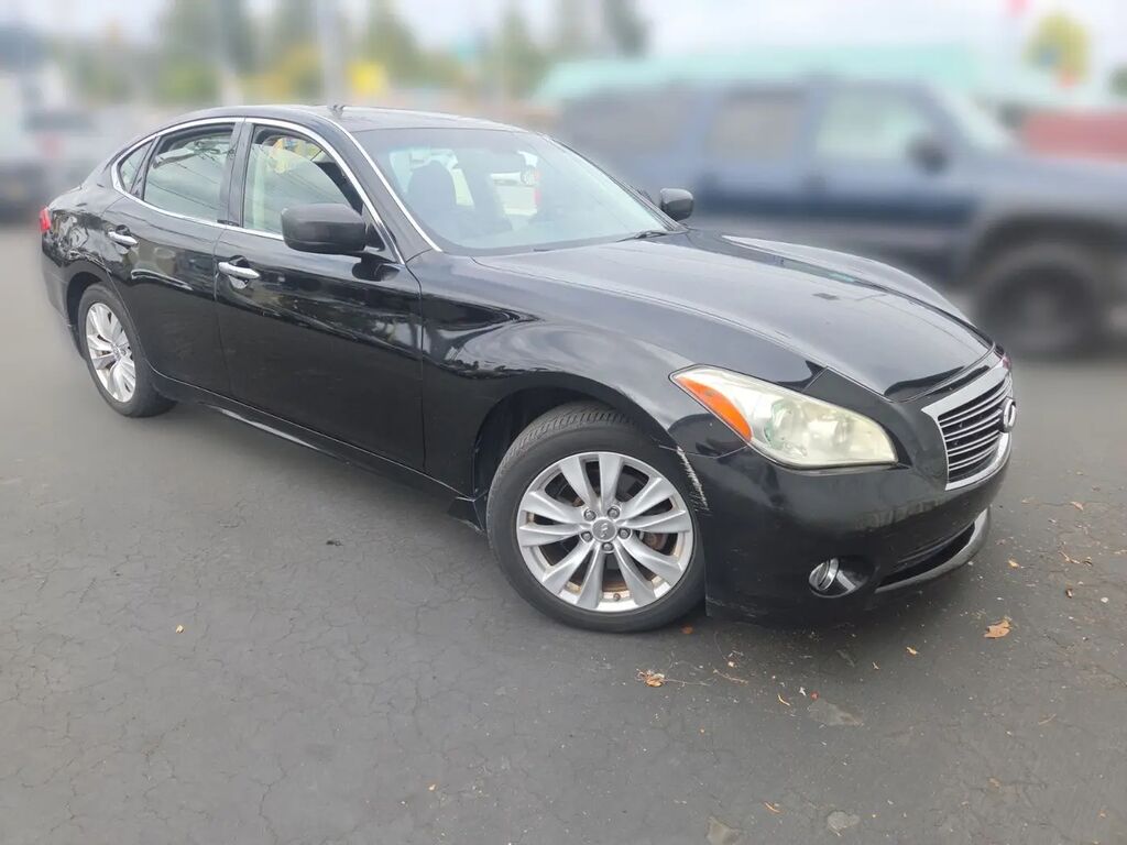 2011 INFINITI M37 Base — photo 1 of 21