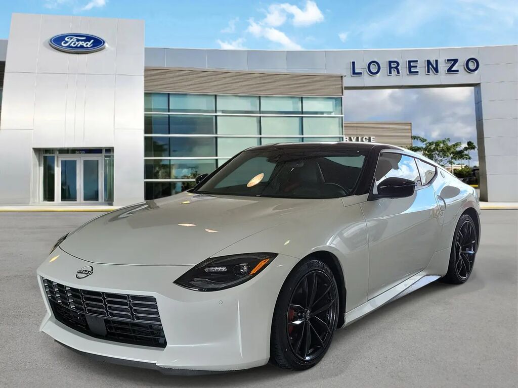 2024 Nissan Z Performance — photo 1 of 13
