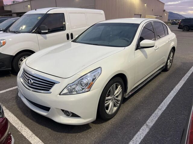 2011 INFINITI G37 Sedan Journey
