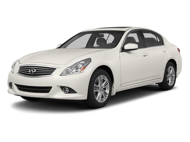 2013 INFINITI G37 Sedan Journey — photo 1 of 2