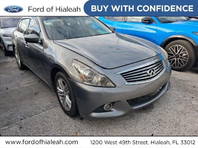 2011 INFINITI G37 Sedan x