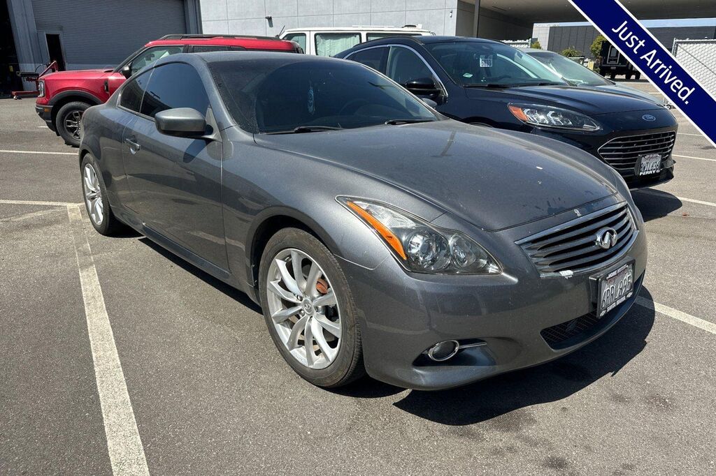 2011 INFINITI G37 Coupe Journey — photo 1 of 1