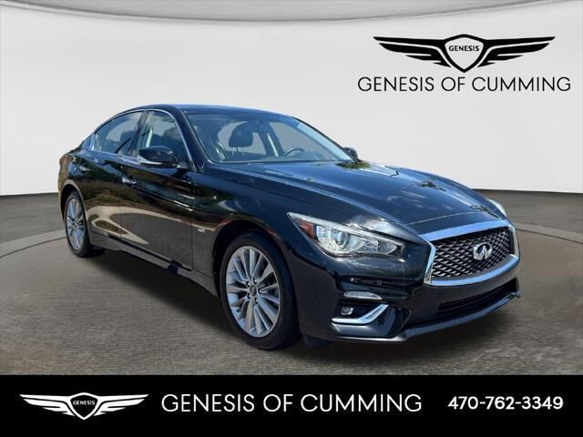 2018 INFINITI Q50 2.0T Luxe — photo 1 of 13