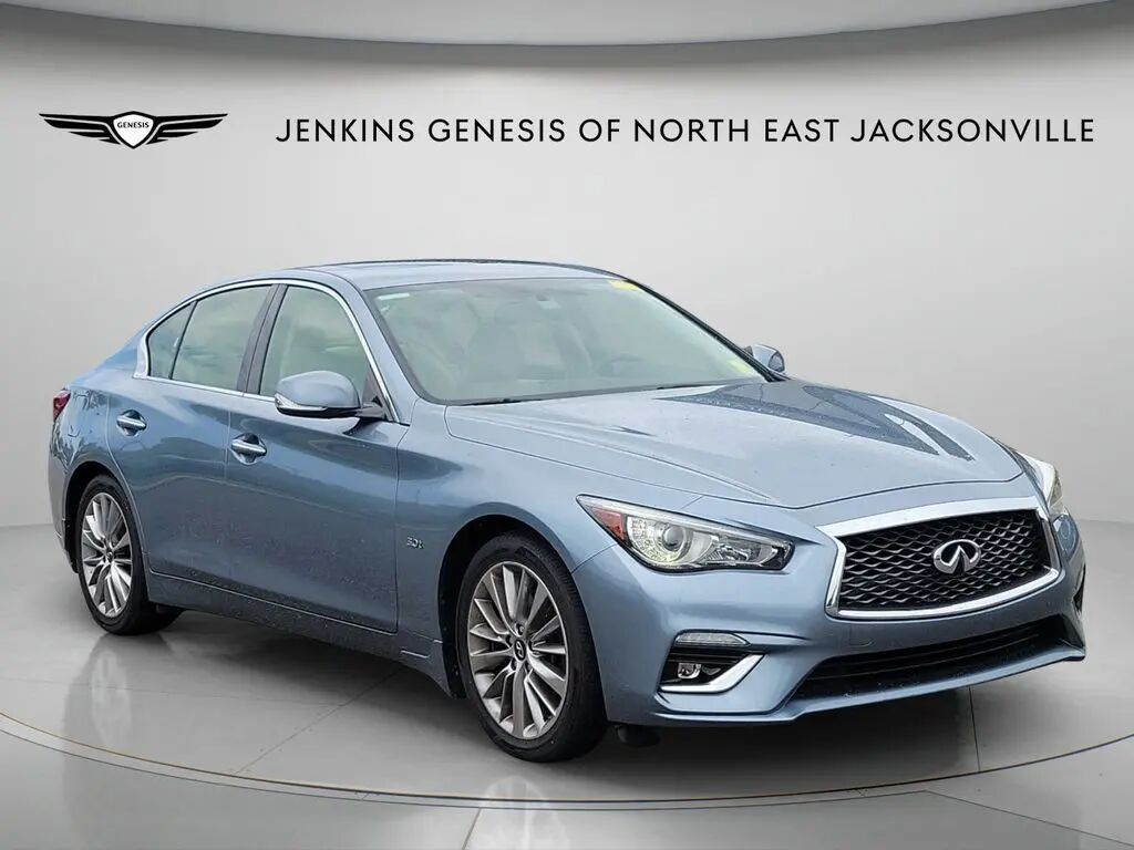 2018 INFINITI Q50 3.0T Luxe — photo 1 of 4