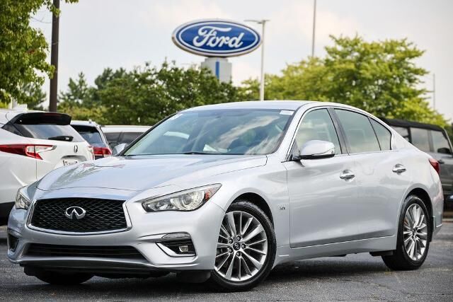 2018 INFINITI Q50 3.0T Luxe — photo 1 of 26