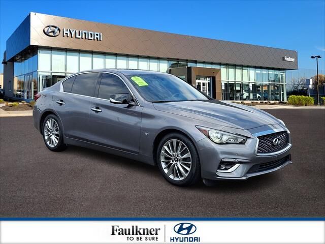 2019 INFINITI Q50 3.0T Luxe — photo 1 of 14