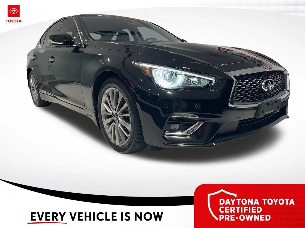 2022 INFINITI Q50 Luxe — photo 1 of 10