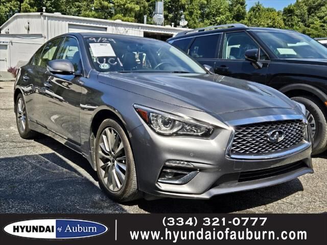 2023 INFINITI Q50 Luxe — photo 1 of 5