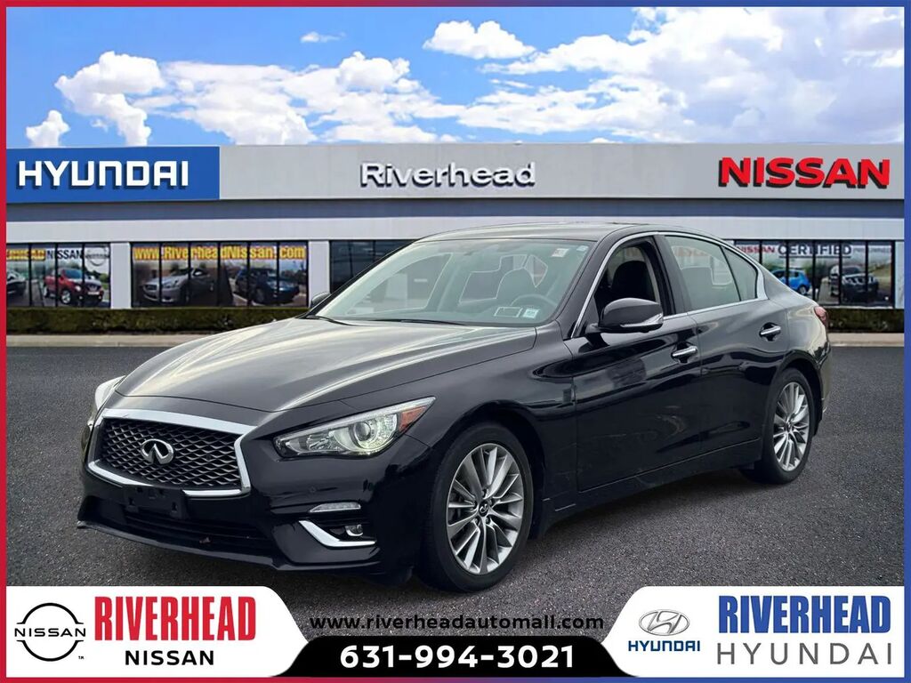 2023 INFINITI Q50 Luxe — photo 1 of 13