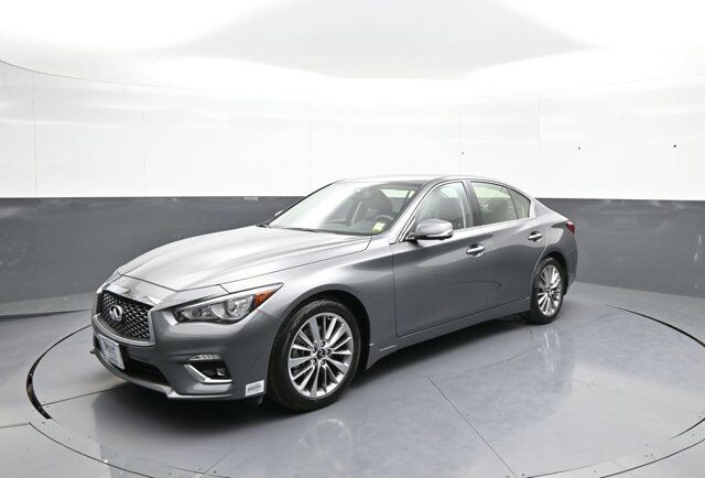 2023 INFINITI Q50 LUXE