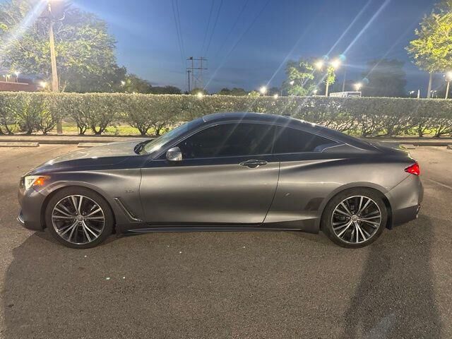 2017 INFINITI Q60 3.0T Premium — photo 1 of 26