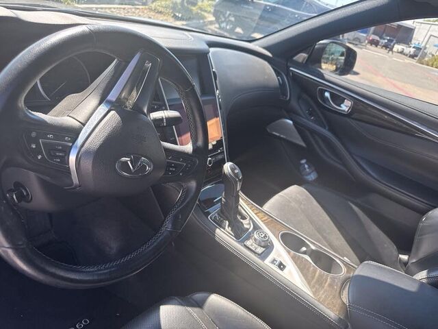 2017 INFINITI Q60 3.0T Premium