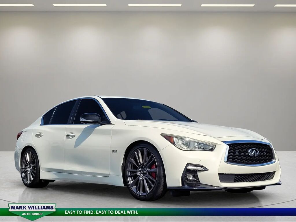 2018 INFINITI Q50 Red Sport 400 — photo 1 of 13