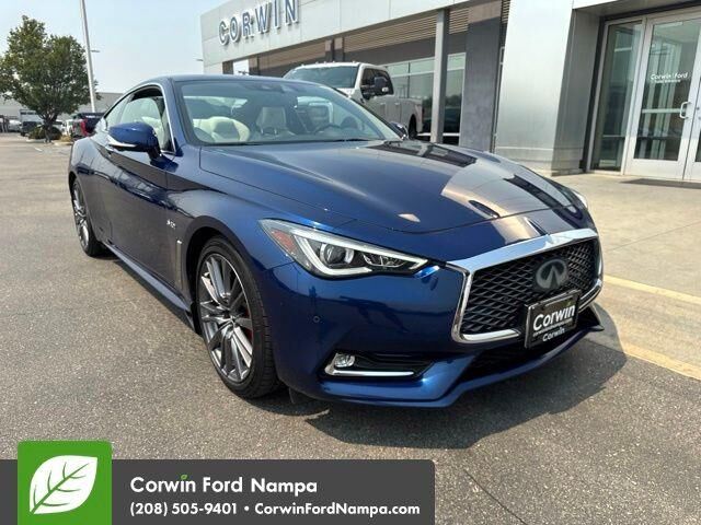 2017 INFINITI Q60 Red Sport 400 — photo 1 of 39