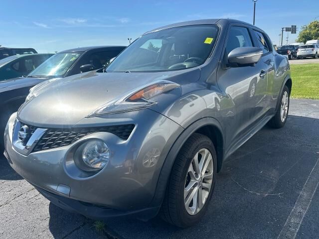 2015 Nissan JUKE S — photo 1 of 22