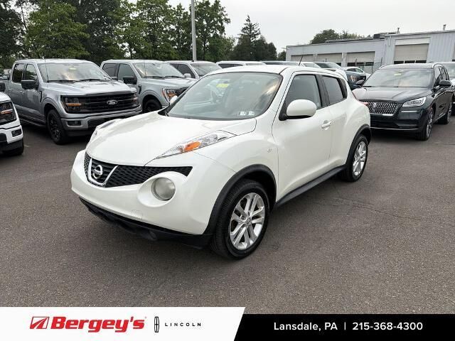 2013 Nissan JUKE S — photo 1 of 37